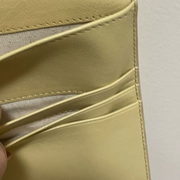 New WE THE FREE PEOPLE Distressed Leather Rider Crossbody Handmade NWT $58 - Picture 5 of 7